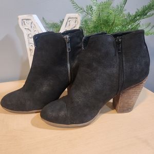 Carlos by Carlos Santana Booties